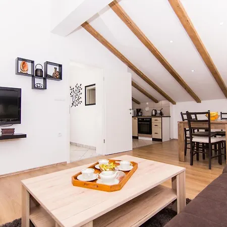 Apartman Misura Trogir Exterior foto