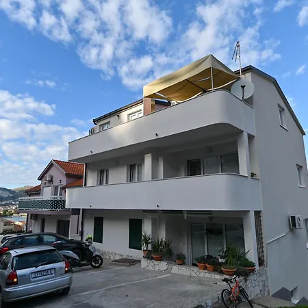 Apartman Misura Trogir Exterior foto